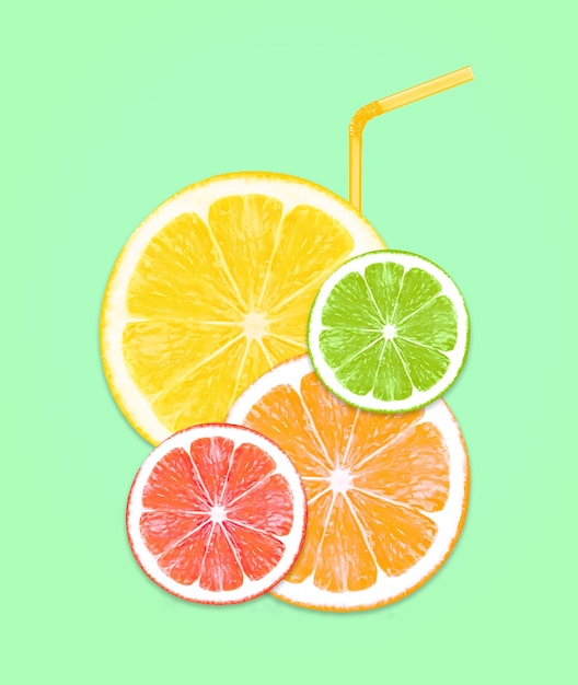 Glas frischer Fruchtsaft Zitrone, Orange, Limette und Grapefruit-Cocktail-Konzept