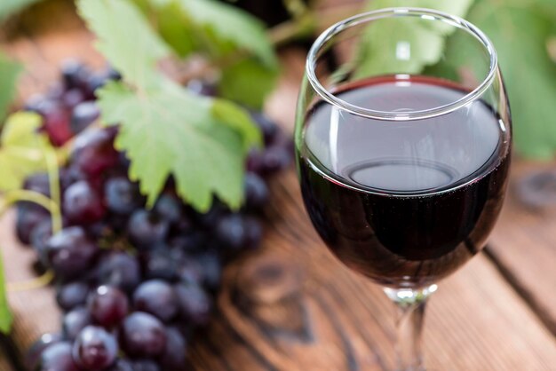 Glas mit Rotwein