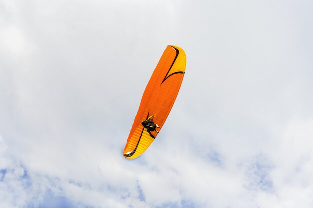 Gleitschirm hoch fliegen