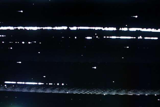Glitch pantalla de televisión fondo digital distorsionado con interferencia de señal