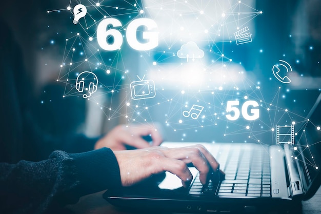 Globale Netzwerkverbindung 5G- und 6G-Konzept Globale Netzwerkverbindung 5G bis 6G mit Icon Technology Network Wireless Systems und Internet of Things Neue Technologien, die in Zukunft auftauchen