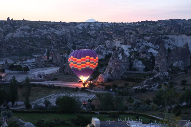 Globo aerostático en los valles de Capadocia