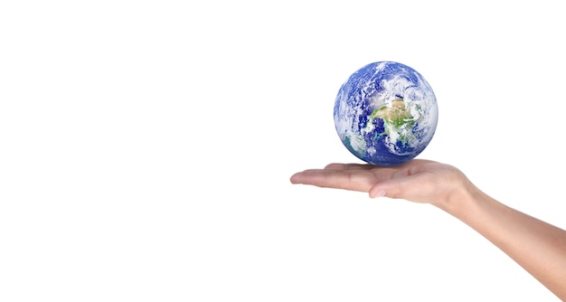 Globo, tierra en mano humana. Imagen de la Tierra proporcionada por la NASA