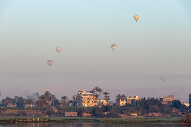 Globos aerostáticos sobre el Nilo