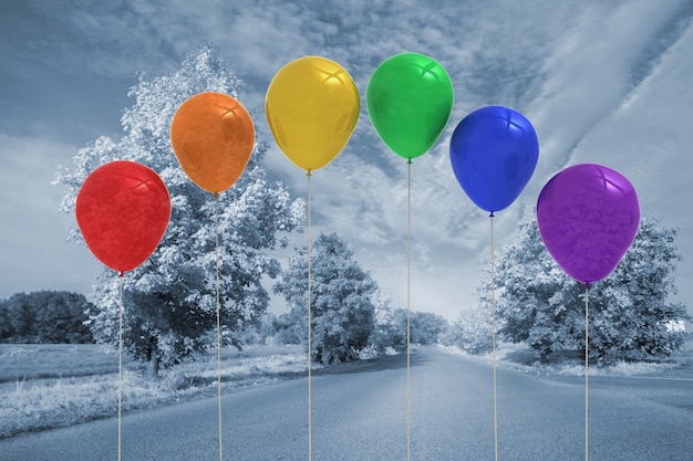 Globos sobre una carretera