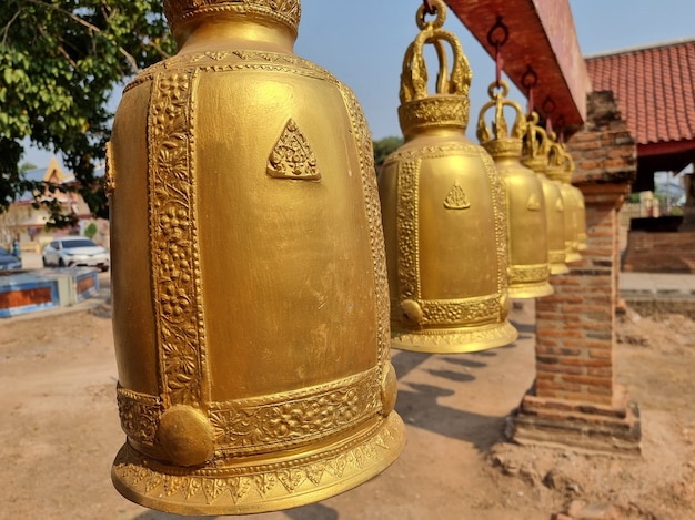 Glocken am buddhistischen Tempel in Thailand