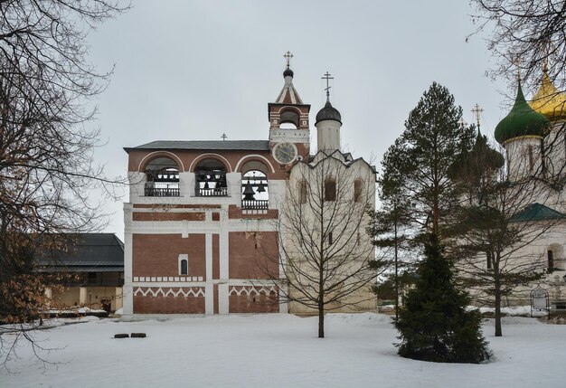 Glockenturm des Spasoevfimiev-Klosters