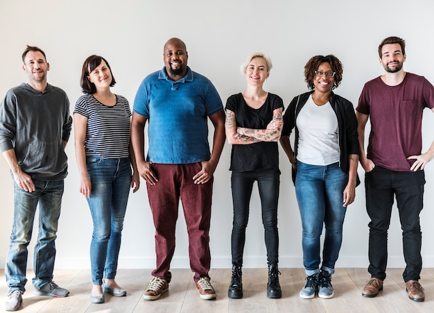 Foto glückliche diverse freunde