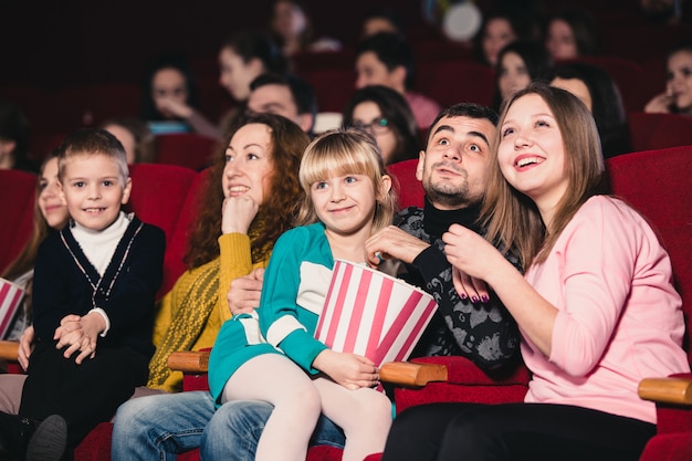 Glückliche Familie im Film