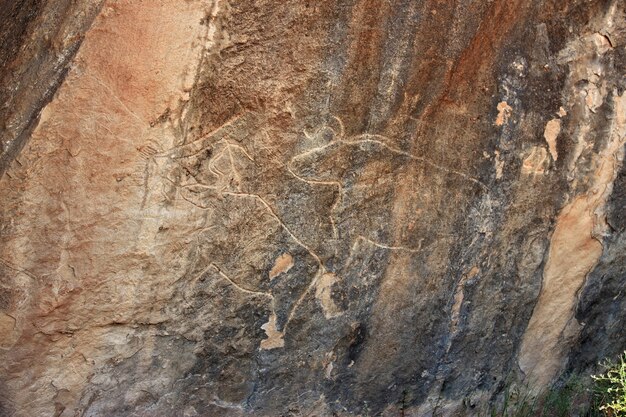 Gobustan é um parque de petroglifos no Azerbaijão