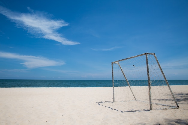 Gol de futebol na praia