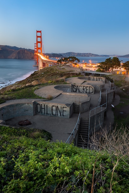 Golden Gate Bridge nach Sonnenuntergang