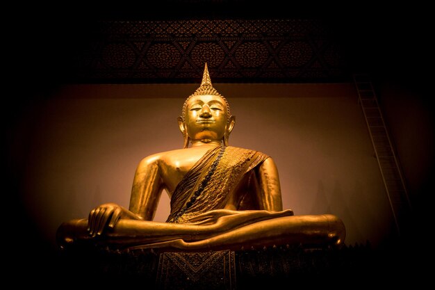 Goldene Buddha-Statue in Thailand Bangkok Thailand