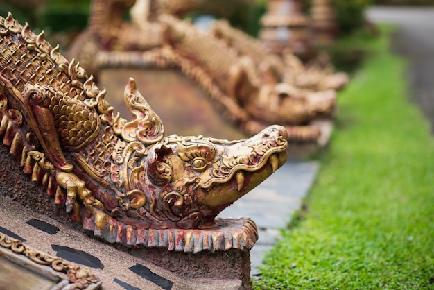 Goldene Drachestatue, Thailand