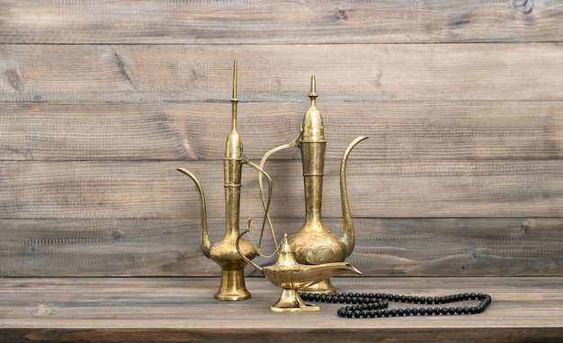 Goldene orientalische Dekoration islamische Rosenkranz Laterne