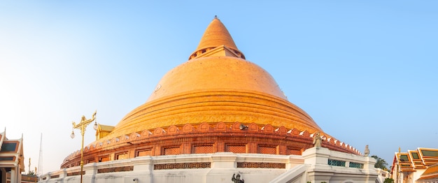 Foto goldene pagode phra pathom chedi