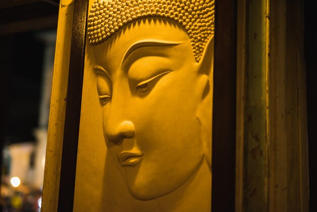 Goldener Buddha-Statue-Kopf