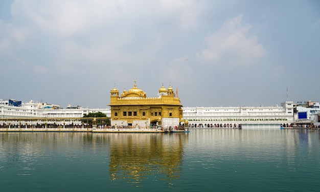 Goldener Tempel Harmandir Sahib in Amritsar Punjab Indien