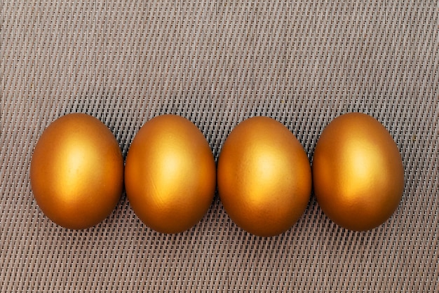 Goldenes Osterei, glückliche Ostersonntags-Jagdfeiertagsdekorationen