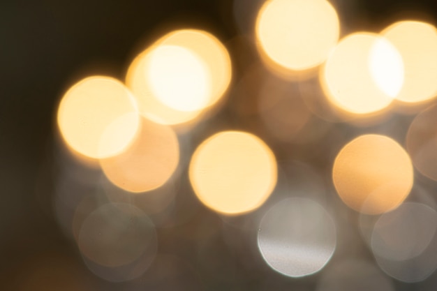 Goldhintergrund von defocused abstrakten Lichtern