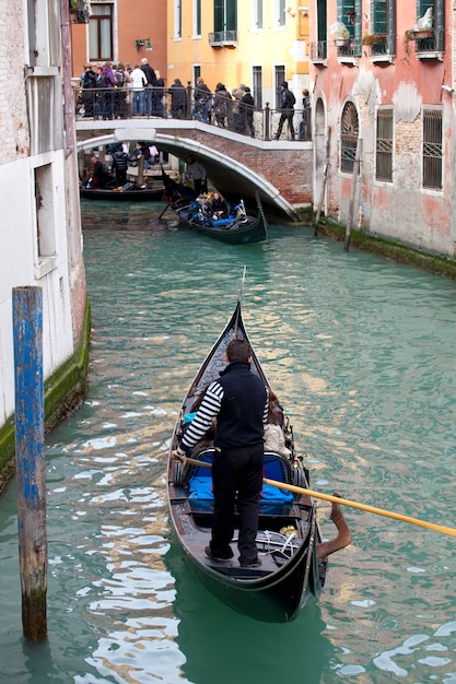 Gondoleiro, Veneza