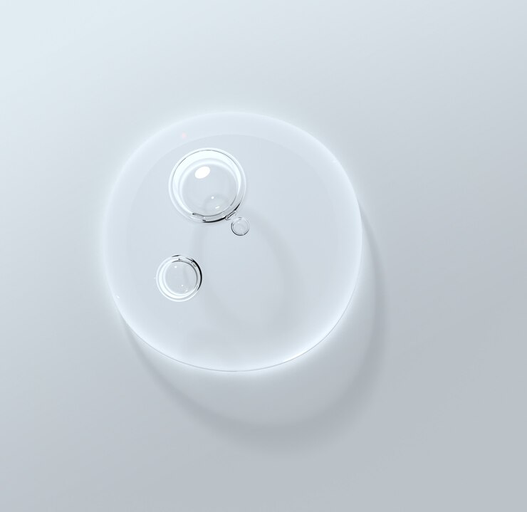 Gota de agua Gota de suero de belleza transparente