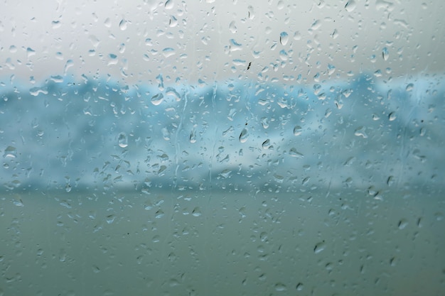 Gotas de agua en la ventana de cristal del crucero, el glaciar Perito Moreno, el lago Argentino, Patagonia, Argentina