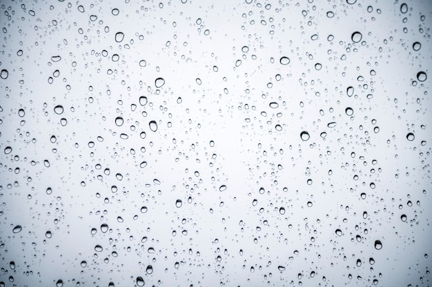 Foto gotas de lluvia en la ventana clara