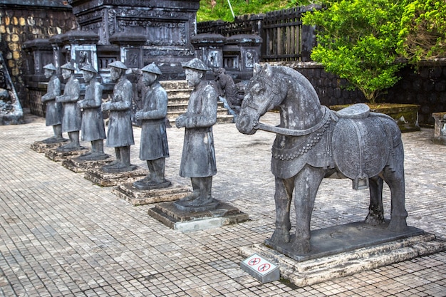 Grab von Khai Dinh mit Manadarin Ehrengarde in Hue