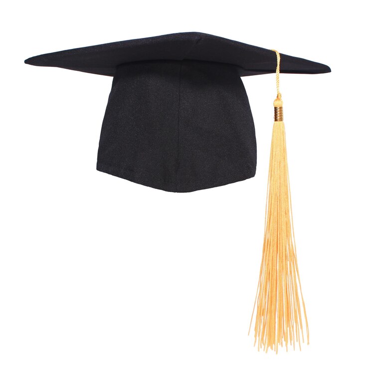 Foto graduate kappe mit gelber quaste auf weißem hintergrund