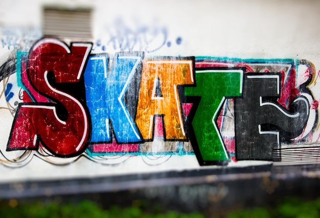 Graffiti an der Skate-Wand