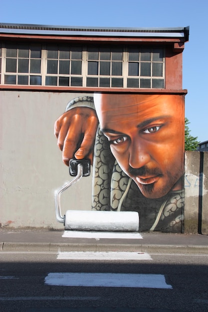 Graffiti en la pared del edificio