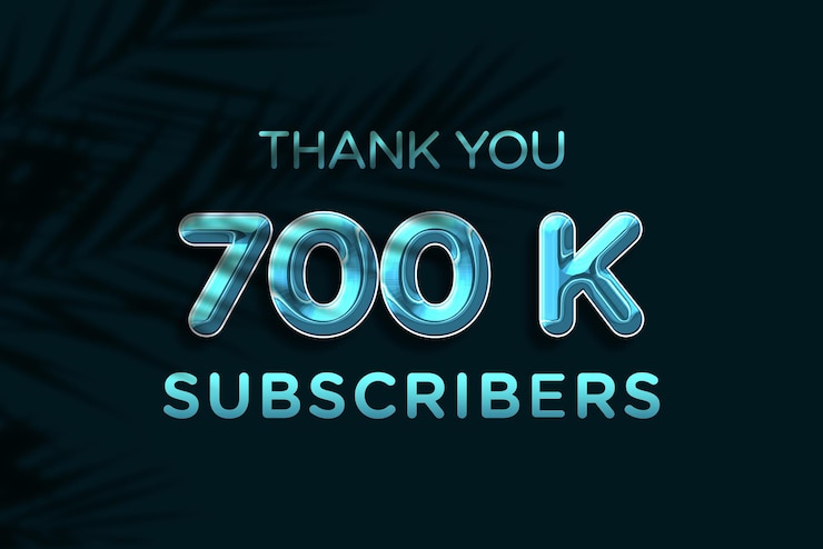 Foto un gráfico azul que dice 700k suscriptores