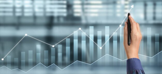 Gráfico de desenho de mão, progresso de gráfico de crescimento de negócios, análise de dados financeiros e de investimento, estratégia de planejamento de negócios