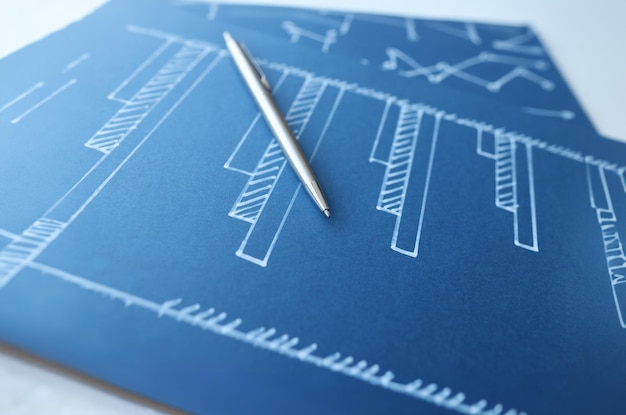 Foto gráfico desenhado do crescimento dos negócios financeiros e análises de métricas