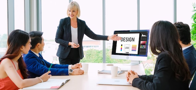 Grafikdesigner-Software für modernes Design von Webseiten und kommerziellen Anzeigen