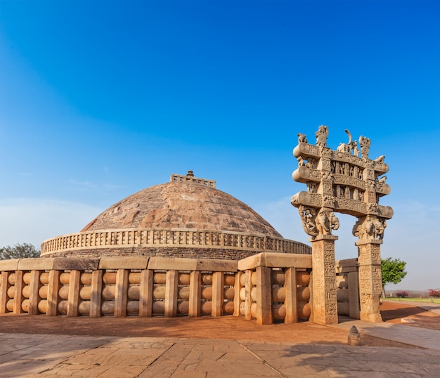 Gran estupa. Sanchi, Madhya Pradesh, India