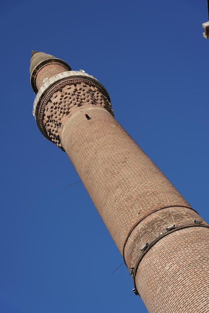 Foto la gran mezquita de bursa ulu camii en la ciudad de bursa, turquía