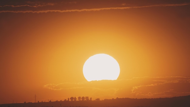 Foto gran sol con nubes