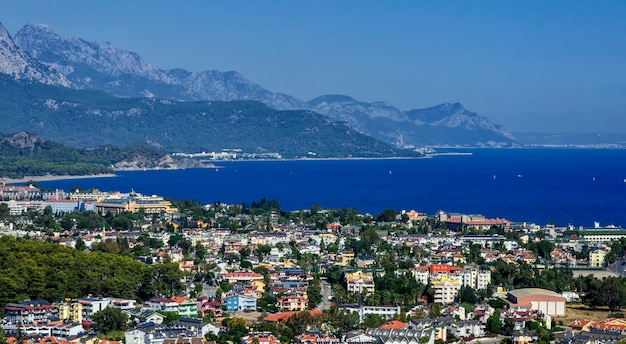 Gran vista en la región de Kemer en Antalya.