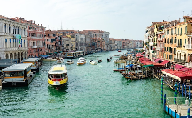 Grande Canal em Veneza Itália Um lugar romântico para uma viagem