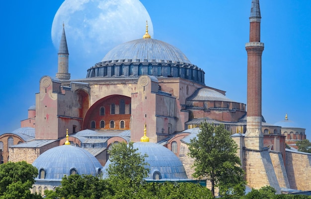 Grande Mesquita Hagia Ayasofya Sophia na principal atração turística da cidade de Istambul na Turquia