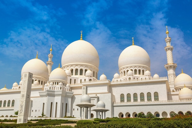 Grande Mesquita Sheik Zayed em Abu Dhabi