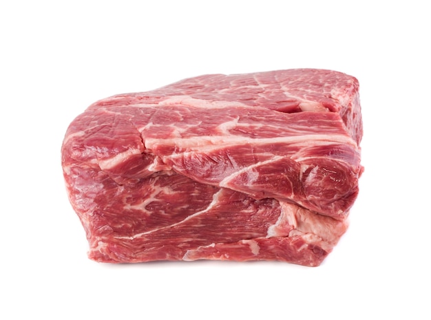 Grande pedaço de carne bovina isolado