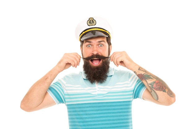 Grande surpresa. Marinheiro surpreso torce o bigode com a boca aberta. Barbearia. Homem barbudo fica surpreso emocional. Notícias surpreendentes. Aventura surpresa. Viagem marítima. Férias. Surpreenda alguém com viagem.