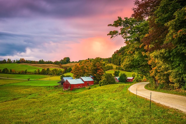 Foto granja jenne en el estado de vermont, ee.uu.