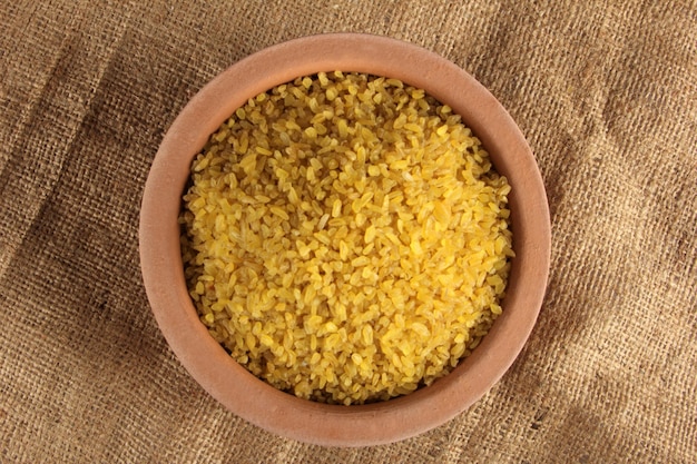 Grãos de trigo cru Bulgur