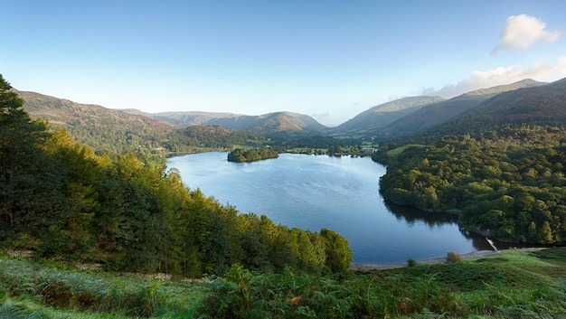 Grasmere im Morgengrauen im Lake District