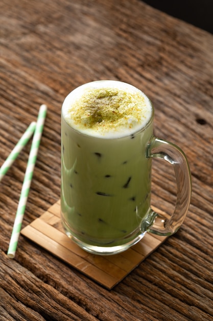 Greentea matcha latte bebida fría bebida frescura