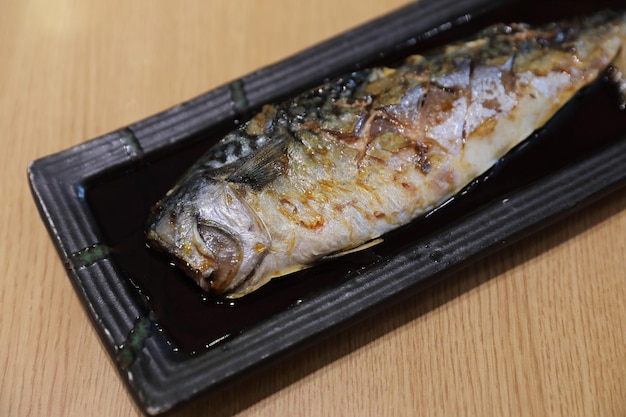 Grill Makkarel Fisch japanisches Essen